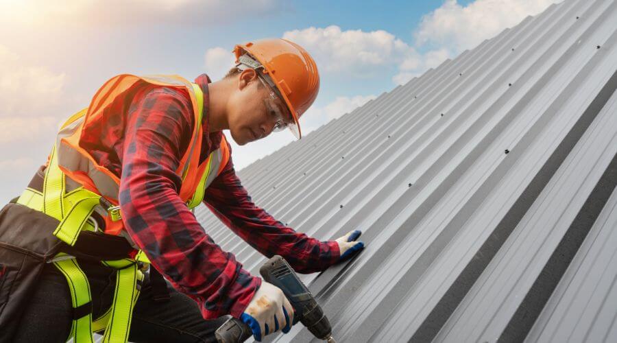 Owens Corning roofing contractor in Potomac, IL